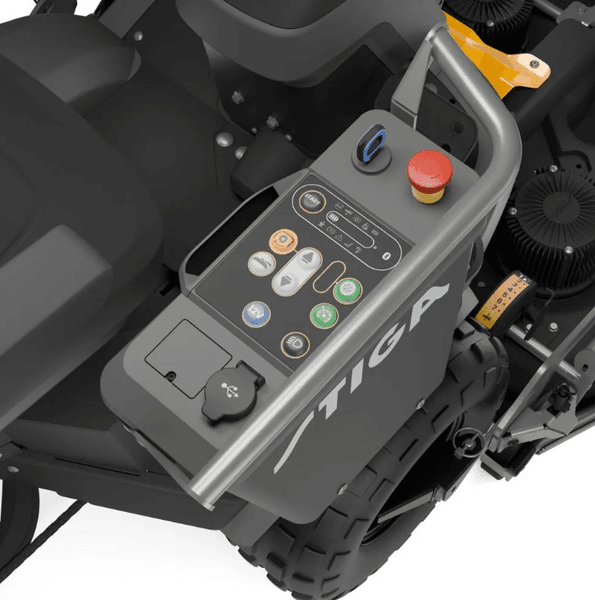 NYHET! STIGA ePark PRO batteridrevet frontrider
